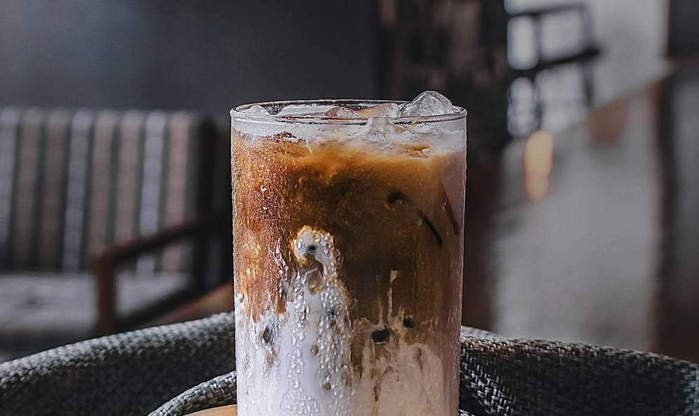 书亦烧仙草牛轧糖奶茶做法